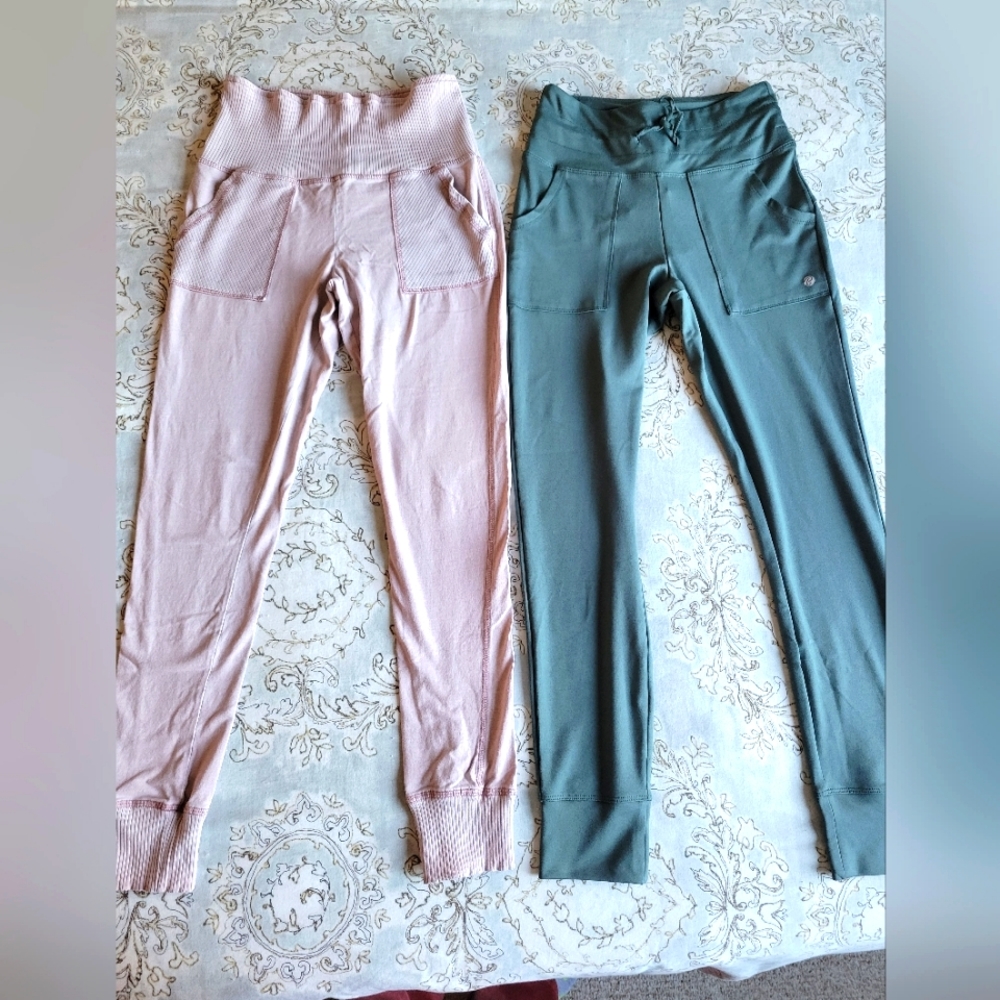 Like New. Workout/Lounge Jogger Leggings Bundle. Bally/Livi
